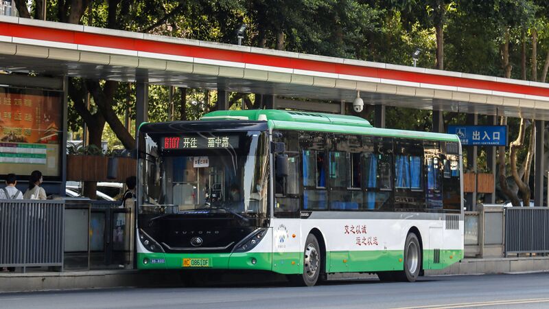 文件:99633-浙C08610F-B107路-ZK6106.jpg