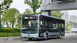 11499-浙C05510D-95路-XMQ6115.jpg