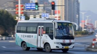 SLG6600C4F行驶至飞鳌大道平海大道路口