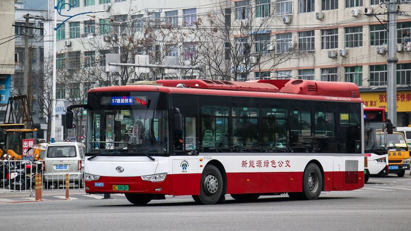 文件:11671-浙C08638F-57路-XMQ6106.jpg