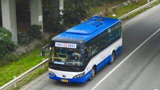 ZK6820HGB行驶于温瑞大道