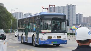 10982-浙C08687F-龙湾中学1号线-XMQ6106.jpg