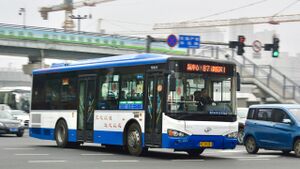 15337-浙C38261-87路-KLQ6109.jpg