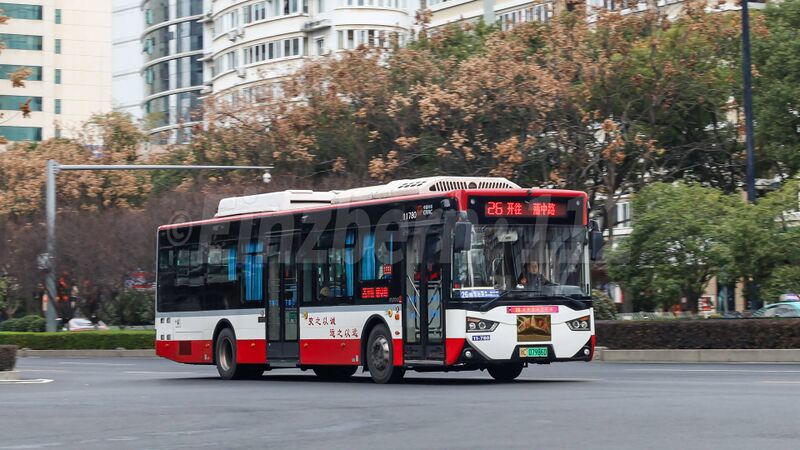 文件:11780-浙C07986D-26路-CSR6123-2.jpg