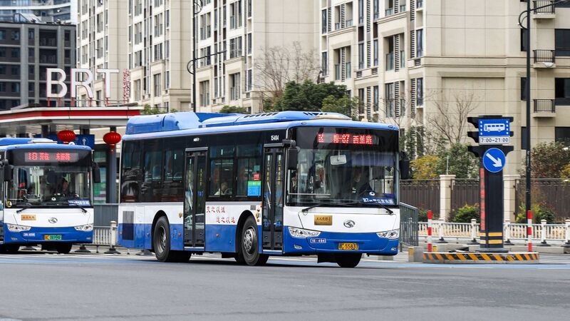 文件:15404-浙C55837-87路-XMQ6106.jpg